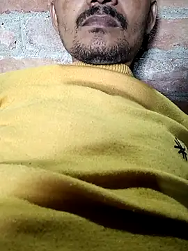 Snapshot of Play_boy11 chatting on November 15, 2025, 8:18 am Play boy11 online show from November 15, 2025, 8:18 am