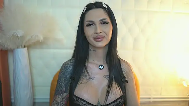 Snapshot of naughtycleo chatting on May 7, 2026, 2:49 am naughtycleo online show from May 7, 2026, 2:49 am