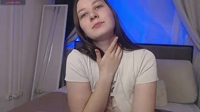 Snapshot of MollyBrams chatting on March 14, 2025, 12:54 am MollyBrams online show from March 14, 2025, 12:54 am