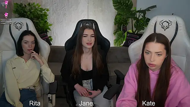 Kate054 online show from November 17, 2025, 11:25 am