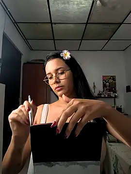 Annya-sweet online show from November 20, 2025, 3:02 pm