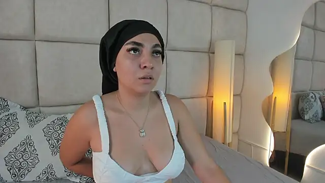 Sooffii 1 online show from February 3, 2026, 2:10 am