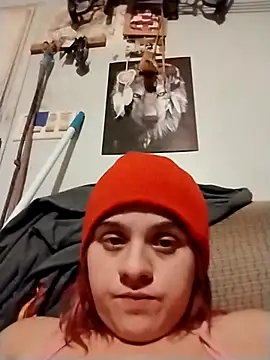 Lucifinakitten online show from October 21, 2025, 8:47 am