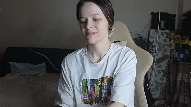 Snapshot of Nate__ chatting on November 22, 2025, 5:28 am Nate online show from November 22, 2025, 5:28 am