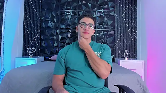 Snapshot of JeffDaltton chatting on October 23, 2025, 7:45 pm JeffDaltton online show from October 23, 2025, 7:45 pm