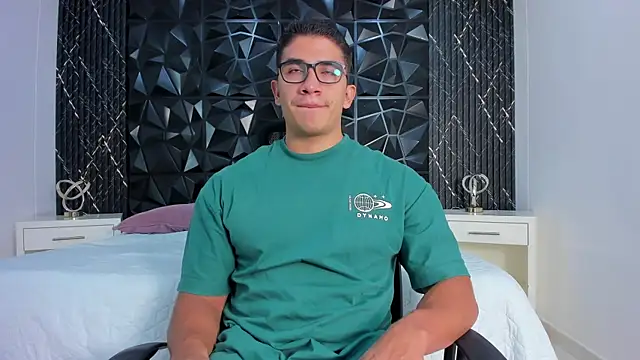 Snapshot of JeffDaltton chatting on October 12, 2025, 7:37 pm JeffDaltton online show from October 12, 2025, 7:37 pm