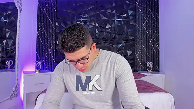 Snapshot of JeffDaltton chatting on December 1, 2025, 8:21 pm JeffDaltton online show from December 1, 2025, 8:21 pm