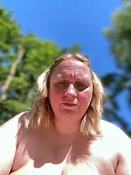 BBW Nora online show from May 22, 2026, 9:07 am