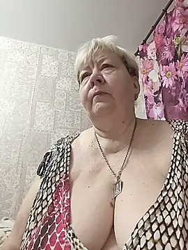 EffectFiona online show from March 15, 2026, 12:39 am