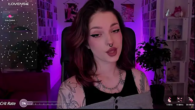 BratzieDarsie online show from January 27, 2025, 8:29 am