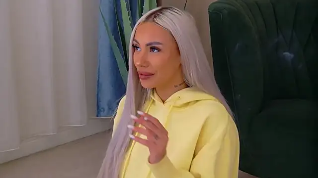 Bailey Rush online show from December 3, 2025, 4:39 pm