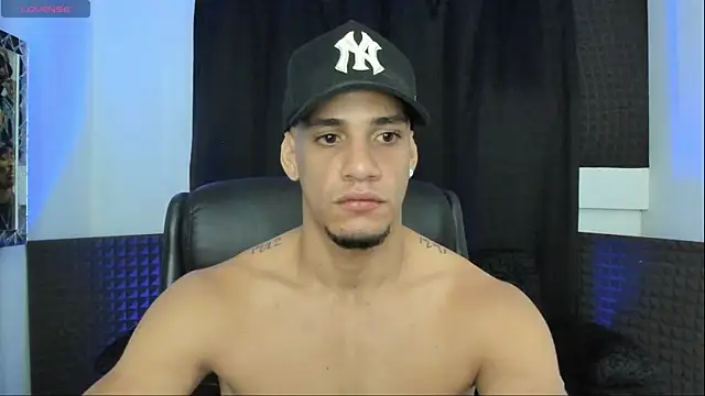 Snapshot of jhonnysnow17 chatting on June 28, 2026, 5:36 am jhonnysnow17 online show from June 28, 2026, 5:36 am