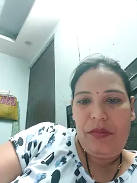 Poojabhabi101 online show from February 22, 2026, 5:43 am