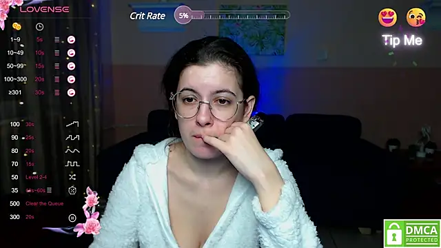 Aminabeatris online show from March 18, 2025, 9:34 am