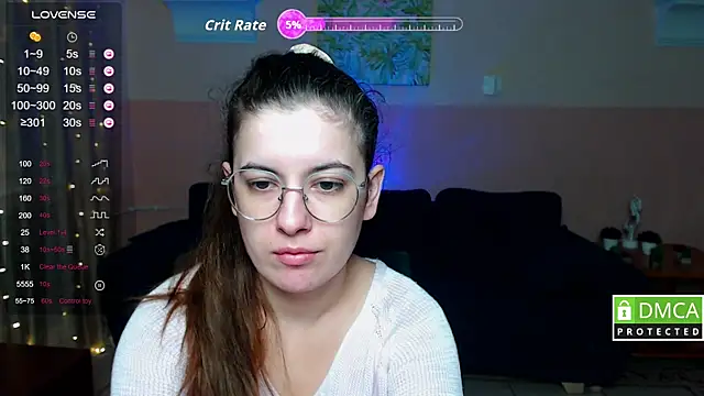 Aminabeatris online show from September 19, 2025, 5:33 am