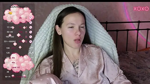 lil luna x online show from January 20, 2025, 5:06 pm