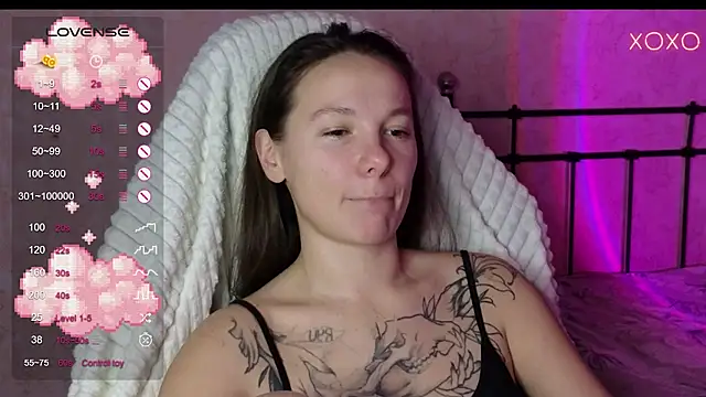 lil luna x online show from December 10, 2024, 5:22 pm