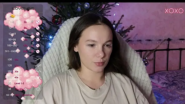lil luna x online show from December 31, 2024, 4:04 pm