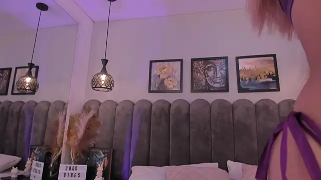 Snapshot of cute__cherry_ chatting on March 12, 2026, 8:35 pm cute cherry online show from March 12, 2026, 8:35 pm