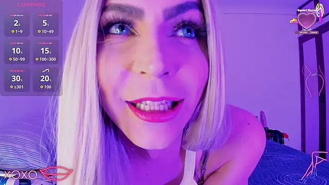 Snapshot of AlejandraDangerGirl chatting on October 12, 2025, 4:19 pm AlejandraDangerGirl online show from October 12, 2025, 4:19 pm