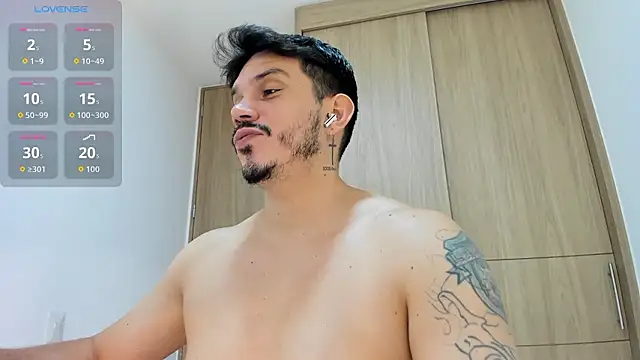 Snapshot of alejandro_stark chatting on November 6, 2025, 11:58 am alejandro stark online show from November 6, 2025, 11:58 am