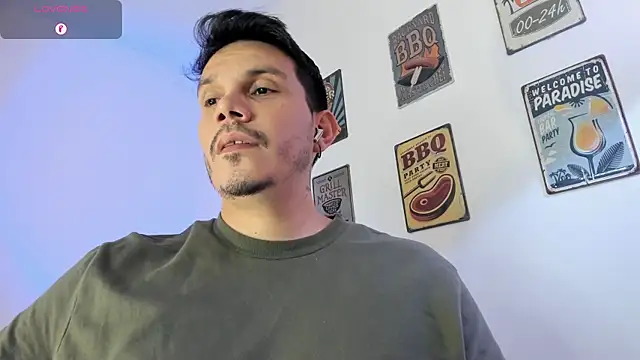 Snapshot of alejandro_stark chatting on March 14, 2026, 3:45 am alejandro stark online show from March 14, 2026, 3:45 am