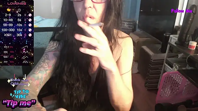 Snapshot of VenusX chatting on June 9, 2026, 4:46 am VenusX online show from June 9, 2026, 4:46 am