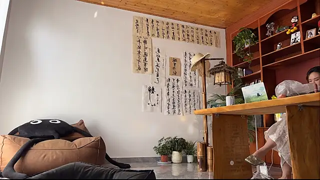 Snapshot of grandeeney chatting on March 25, 2026, 6:46 am grandeeney online show from March 25, 2026, 6:46 am