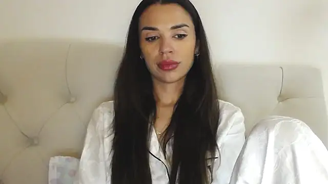 Snapshot of Mika_Gold chatting on September 8, 2025, 6:29 pm Mika Gold online show from September 8, 2025, 6:29 pm