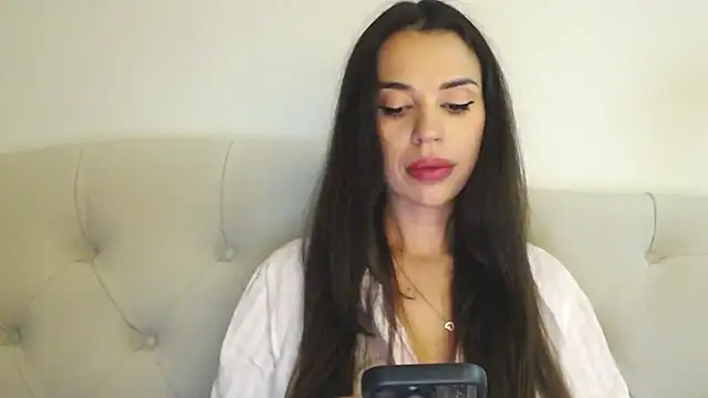 Snapshot of Mika_Gold chatting on September 15, 2025, 7:25 pm Mika Gold online show from September 15, 2025, 7:25 pm