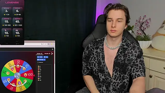 Vincent Strong online show from November 16, 2025, 9:03 am