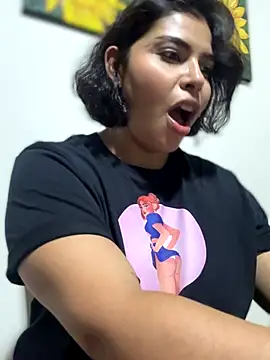 GigiiStone online show from November 20, 2025, 10:52 pm