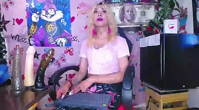 flaquita corall online show from March 13, 2025, 1:43 am