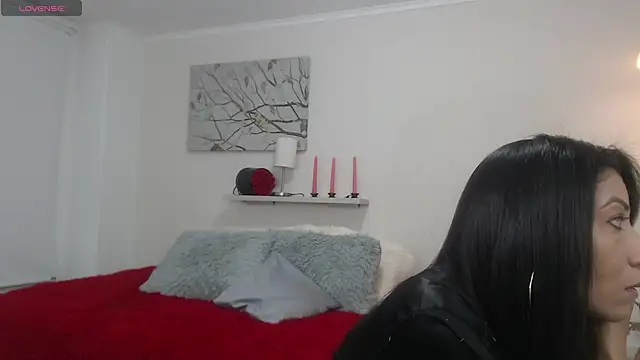 Snapshot of sofia_perez___ chatting on June 19, 2026, 8:25 pm sofia perez online show from June 19, 2026, 8:25 pm