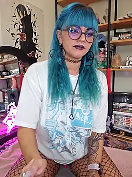 Snapshot of anyalikestosuck chatting on November 13, 2025, 5:06 pm anyalikestosuck online show from November 13, 2025, 5:06 pm