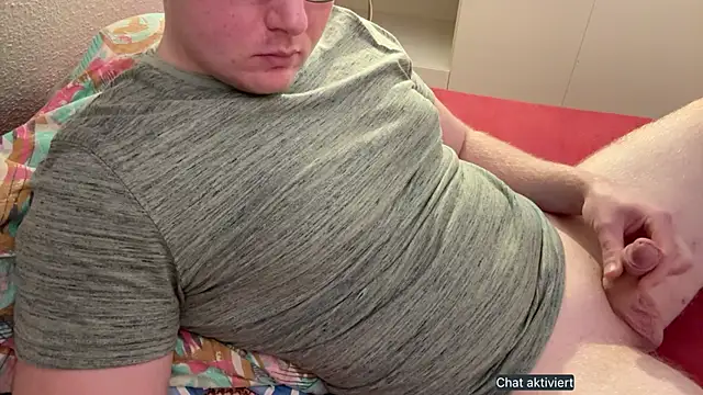 Snapshot of an0nym0us_us3r chatting on November 2, 2025, 6:13 pm an0nym0us us3r online show from November 2, 2025, 6:13 pm