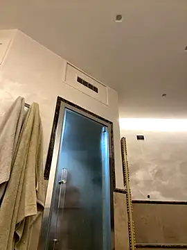 Snapshot of zjwsteve chatting on October 3, 2025, 10:44 pm zjwsteve online show from October 3, 2025, 10:44 pm