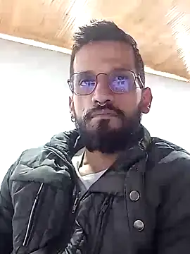 Snapshot of Andres_ramsey chatting on March 10, 2025, 1:32 pm Andres ramsey online show from March 10, 2025, 1:32 pm