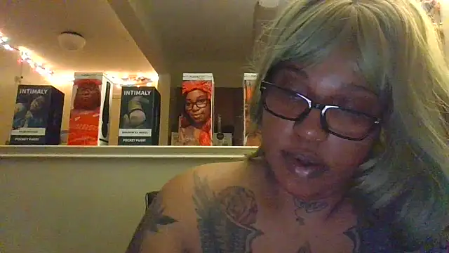 Snapshot of ShaBrimDaPornstar chatting on February 2, 2026, 10:42 pm ShaBrimDaPornstar online show from February 2, 2026, 10:42 pm