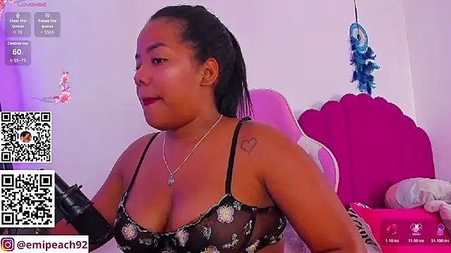 samanthaabloom online show from July 7, 2026, 1:25 pm