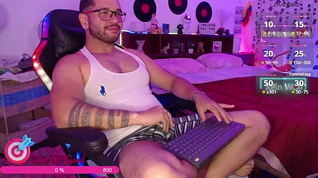 Xein WoIf online show from May 2, 2026, 3:23 am