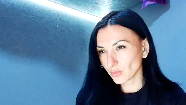 Snapshot of Siaconna chatting on June 12, 2026, 8:45 am Siaconna online show from June 12, 2026, 8:45 am