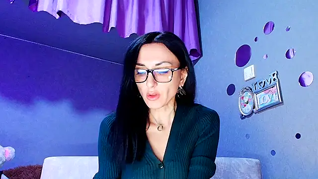 Siaconna online show from February 4, 2026, 7:47 am