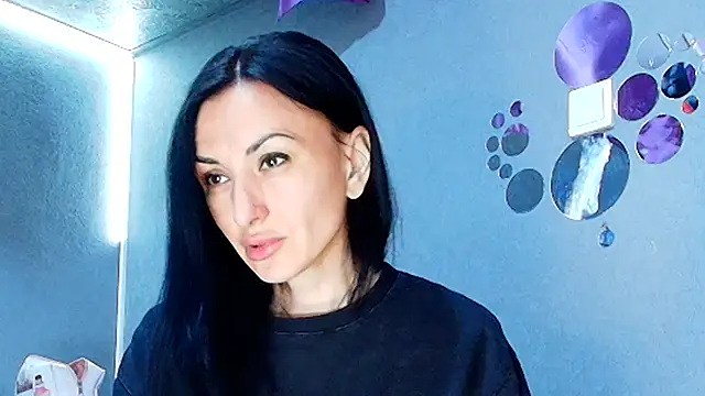 Snapshot of Siaconna chatting on June 13, 2026, 7:28 am Siaconna online show from June 13, 2026, 7:28 am