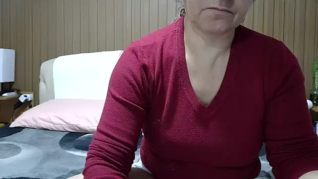 Snapshot of Kellynha_Sweet chatting on May 14, 2026, 9:45 pm Kellynha Sweet online show from May 14, 2026, 9:45 pm