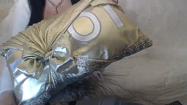 Snapshot of Mia-Montal777 chatting on December 14, 2025, 3:02 am Mia-Montal777 online show from December 14, 2025, 3:02 am