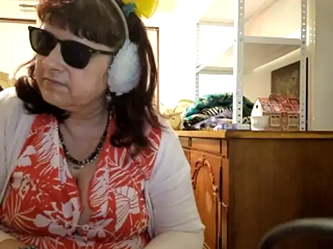 Snapshot of Samantha_Squirt@xh chatting on May 12, 2026, 9:32 pm Samantha Squirtxh online show from May 12, 2026, 9:32 pm