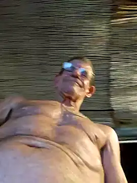 Snapshot of Daza67 chatting on December 16, 2025, 3:05 pm Daza67 online show from December 16, 2025, 3:05 pm