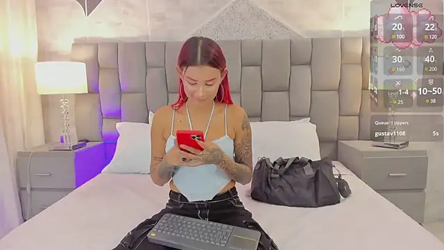 Snapshot of CinthiaCollins chatting on March 4, 2025, 9:43 pm CinthiaCollins online show from March 4, 2025, 9:43 pm