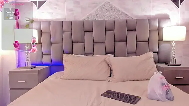 Snapshot of CinthiaCollins chatting on February 1, 2025, 8:16 pm CinthiaCollins online show from February 1, 2025, 8:16 pm